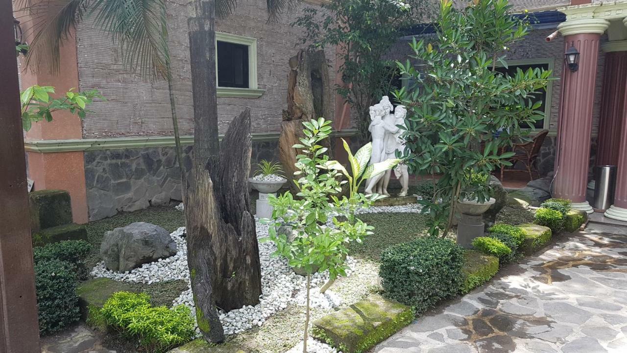 Gardensuite Hotel Anunas Экстерьер фото
